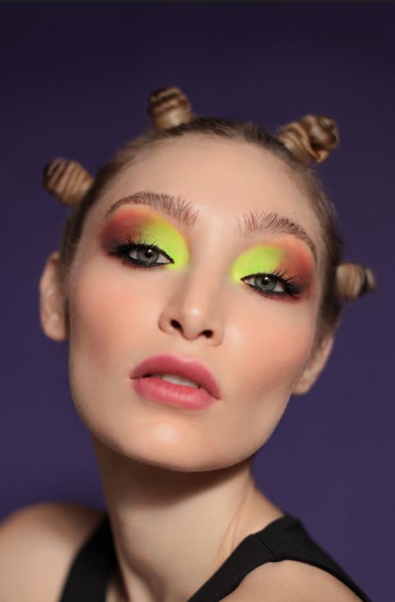 15 Colors Eyeshadow Palette | Versatile Range for Unlimited Eye Looks. (Neon)