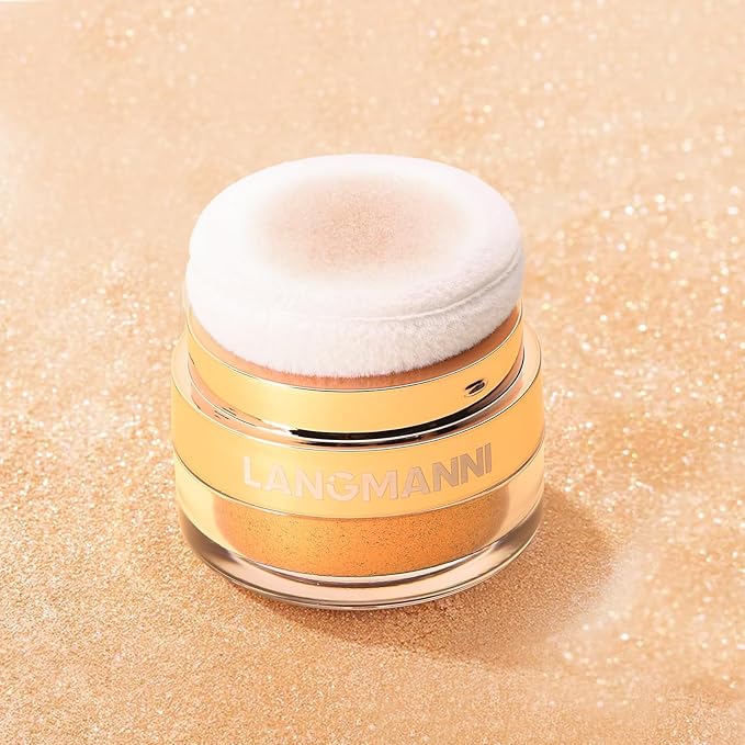 Glitter Body Highlighter Powder Body Shimmer Sparkle Face Brightening Highlighter Powder for Face Eyes Body Glow Makeup With sponge head(silvery)