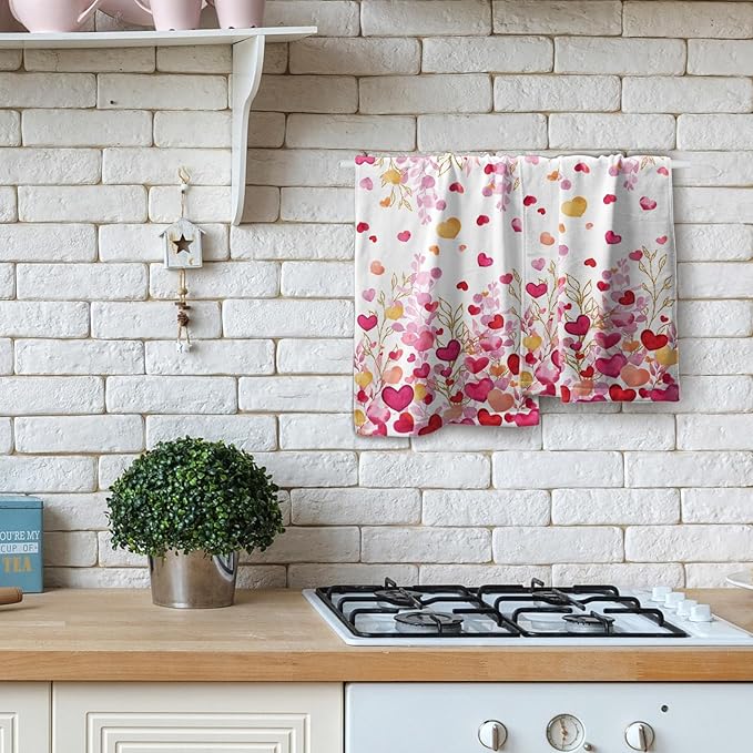 Giwawa Pink Heart Hand Towels Set of 2 Romantic Love Soft Absorbent Decorative Hand Bath Towels Kitchen Dish Towels for Bathroom Sports Yoga Home