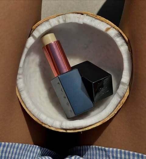 SOSHE Beauty - Peptide Glow Hydrating Lip Treatment | Intense Moisture | Peptides, Vitamin E, Hyaluronic Acid | Cruelty-Free, Certified Plastic Negative (Pearl - Clear)