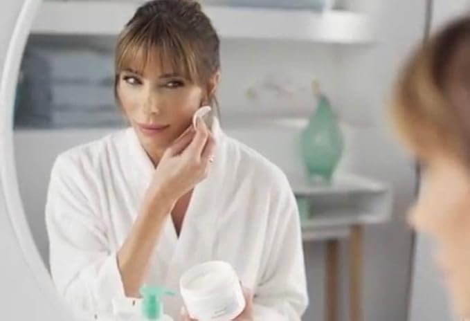 Serious Skincare - Glycolic Resurfacing Daily Exfoliating Face Pads, AHA Skin Treatment for Smoother, Glowing Skin, Reduces Blackheads - 60 Count