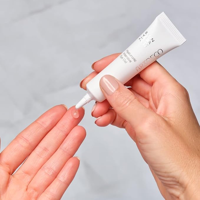 ARTDECO Hyaluronic Intensive Eye Gel - hydrating gel for eyes - reduces fine lines, wrinkles, imperfections & signs of tiredness - long-lasting effect - facial skin care products - eye cream - 0.50 Oz