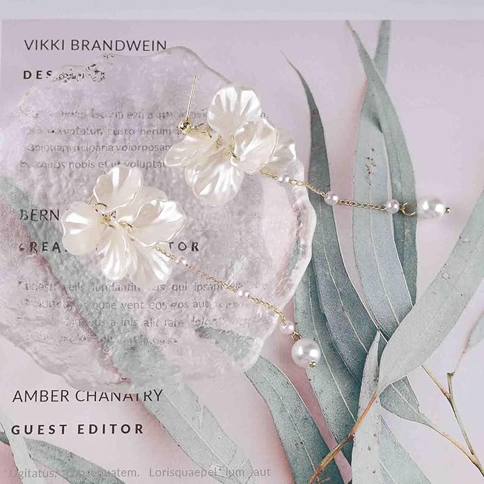 Vintage Pearl Flower Drop Earrings Long Pearl Chain Earrings Gold Pearl Tassel Earrings White Flower Dangle Earrings Jewelry for Women