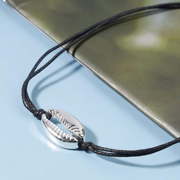 Boho Layered Suede Choker Necklace Black Leather Shell Necklace Silver Sea Shell Necklace Short Minimalist Collar Necklace Chain Jewelry for Women Beach Lover Gifts