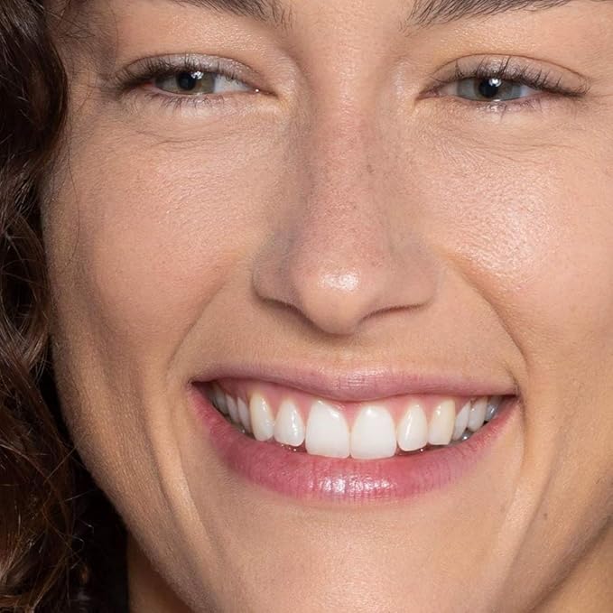 ILIA - True Skin Serum Foundation | Non-comedogenic, Cruelty-Free, Vegan, Weightless Feel, Buildable Coverage, Safe For Sensitive Skin (Salina SF5)