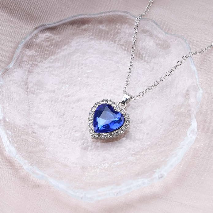 Vintage Crystal Sapphire Necklace Rhinestone Heart Sapphire Pendant Necklace Blue Sapphire Choker Necklace Silver Cz Heart Necklace Jewelry for Women