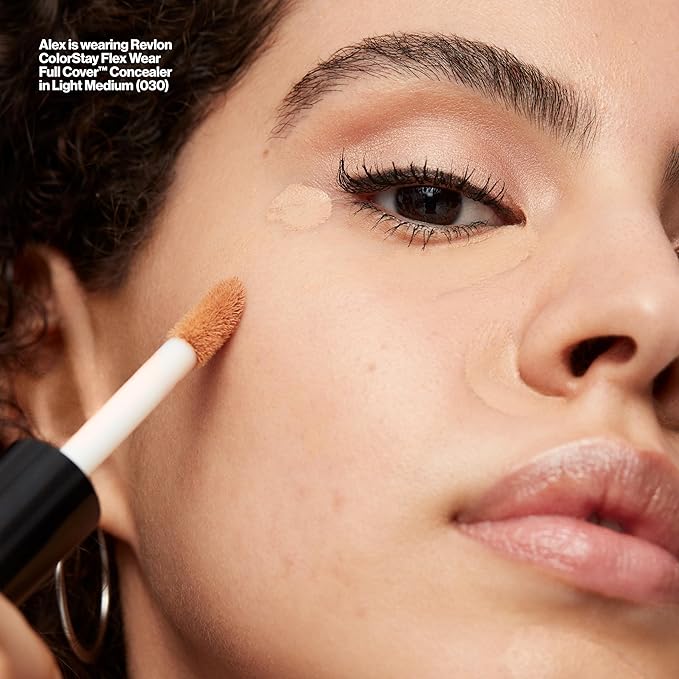 Revlon ColorStay Flex Wear, Full Cover Non-Creasing Concealer, Infused with Hyaluronic Acid & Vitamin E, Flexible Longwear, 030 Light Medium, 0.34 Fl Oz